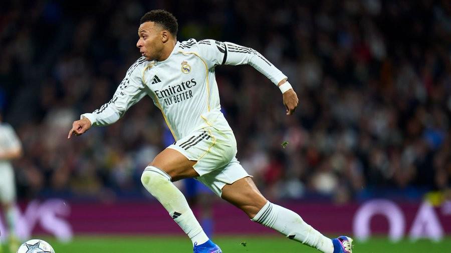 世界杯客户端安装包-记者：西甲冠军还有悬念，因为皇马与巴萨的积分差距并不大