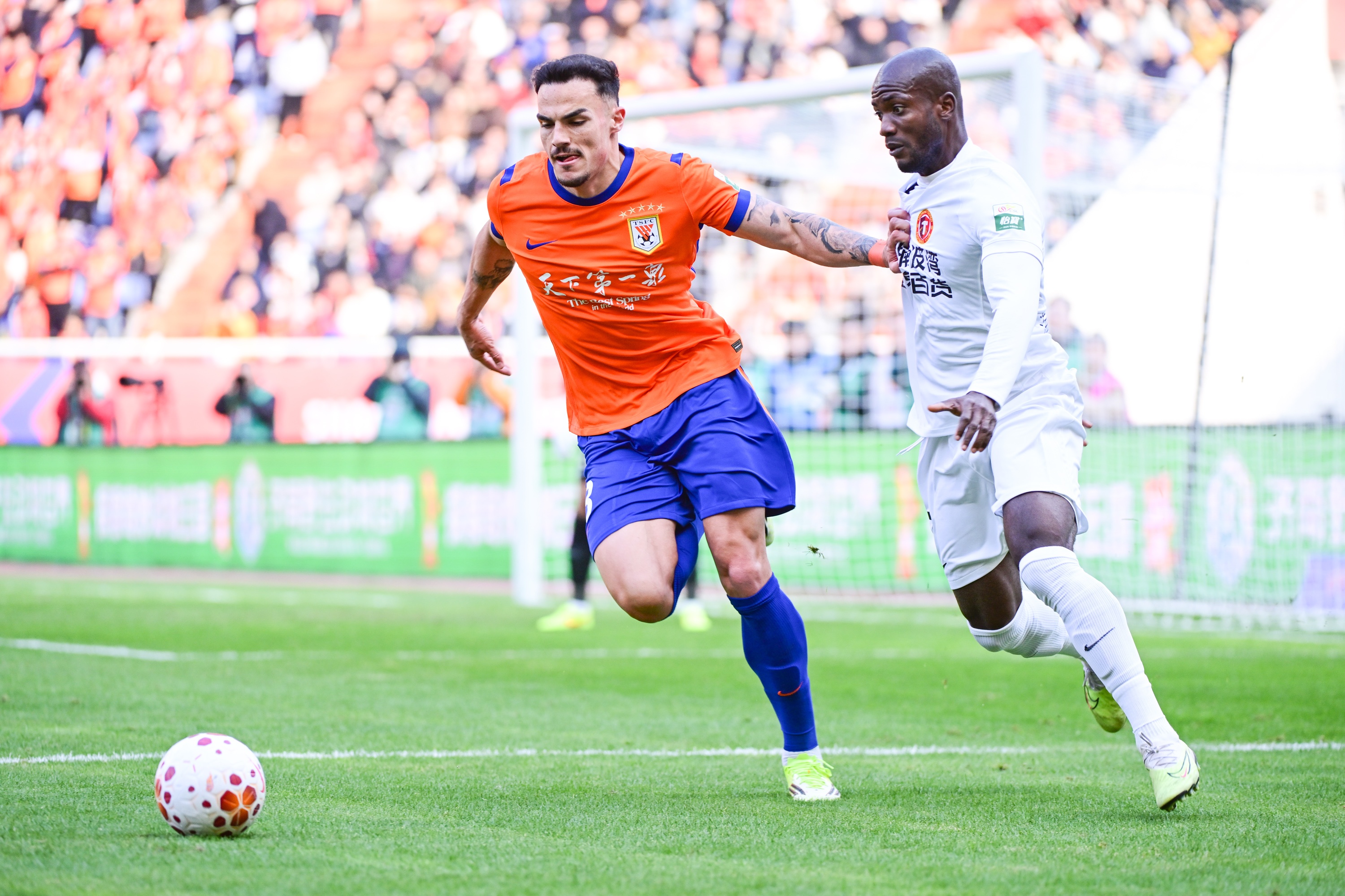 世界杯客户端安装包-阿尔瓦罗：很开心对国安的比赛能获胜，我的体能状态正在慢慢提升